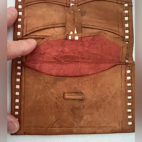 Moroccan | Artisan handmade bi-fold wallet - Picture 4 of 15
